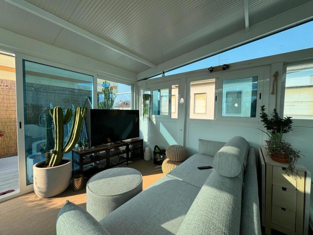 Rooftop-Marinacentro-Unique-Beach-Fun-Smart-Loveapt-Train-Park Rimini Exterior foto